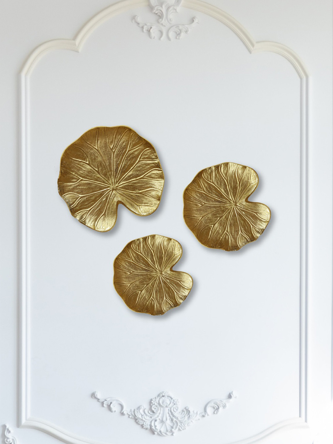 Cocovey Homes Metal Glossy Hanging Hall 3Pcs Floral Wall Decor-29.9In