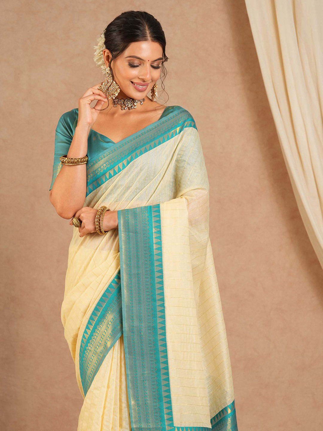 Saree mall Striped Designer Maheshwari Sarees