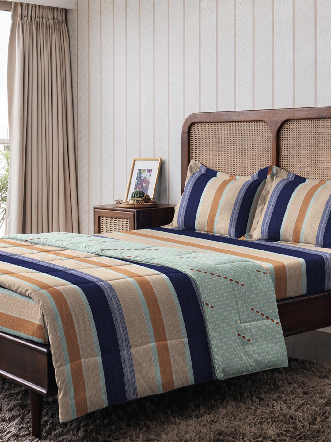 The Happy Pod Blue Striped Pure Cotton 144 TC King Bedsheet with 2 Pillow Covers-108 x 108 inches