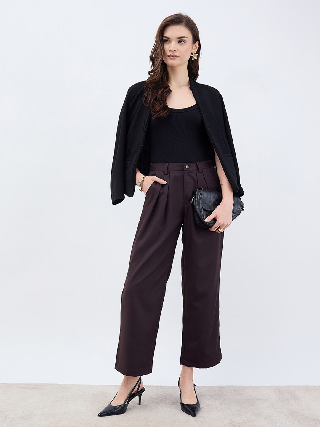 Styli Women Solid High Waist Wide Leg Pleated Detail Pant