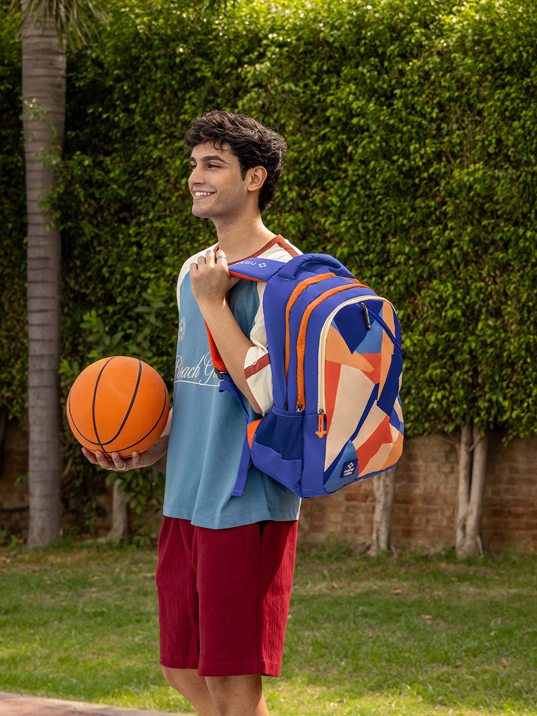 Nasher Miles Modern Art Laptop Backpack 45 Liters Polyester with Raincover (Blue)