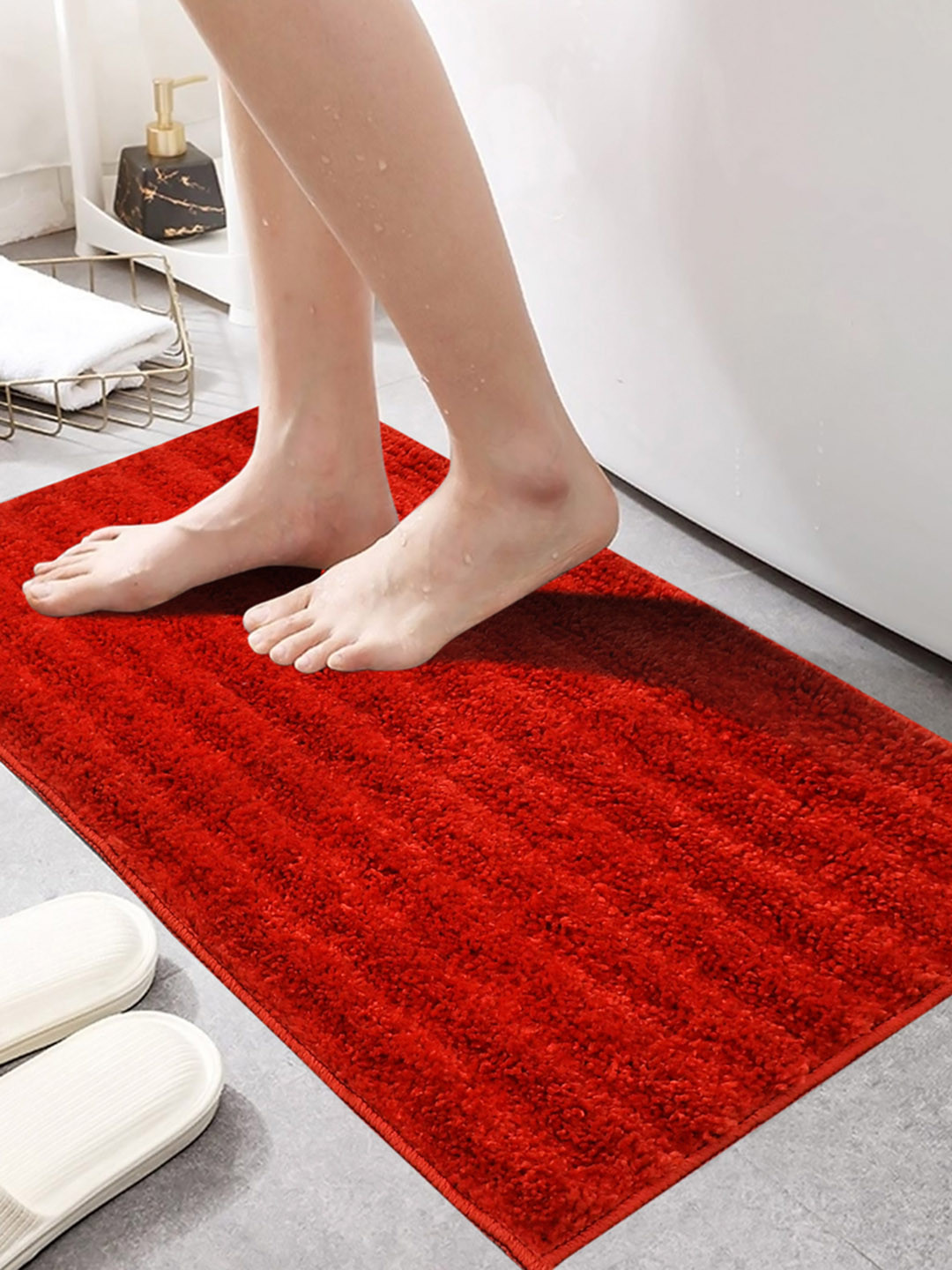 MAA HOME CONCEPT Red Textured Microfiber Anti Skid 1600 GSMBathMat