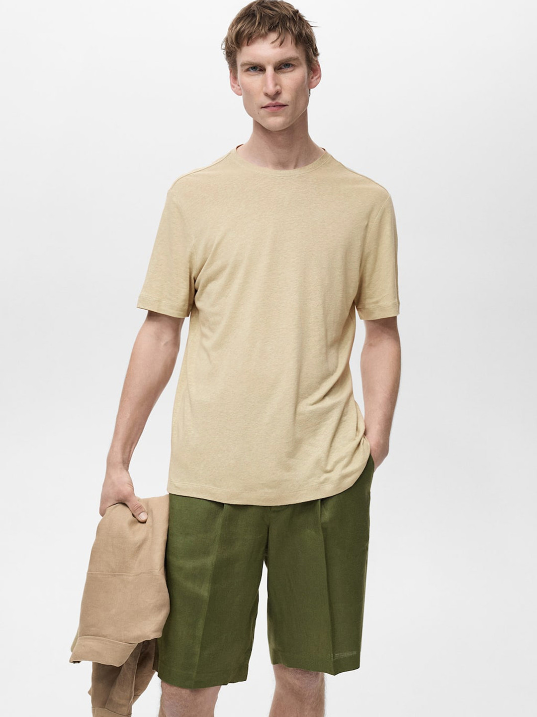 MANGO MAN Solid Basic T-shirt