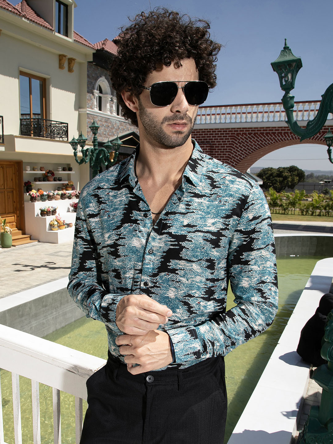 CAHOOT Men Comfort Opaque Printed Casual Shirt