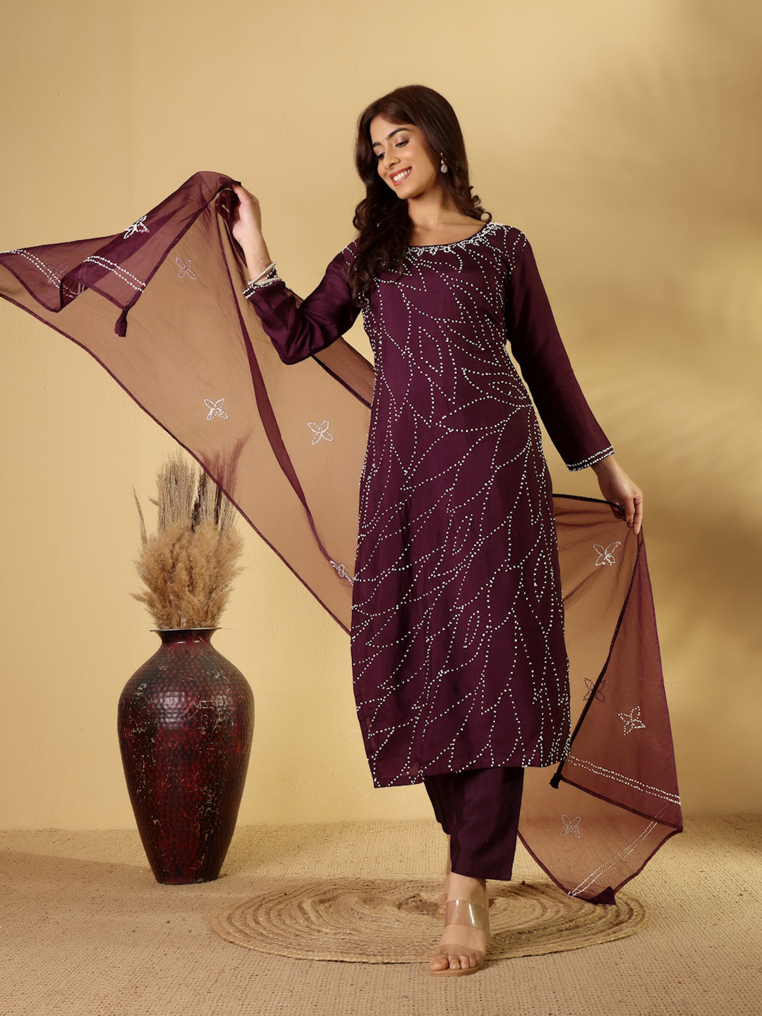 House of Pataudi Embroidered French Knot Kurta With Trouser & Dupatta
