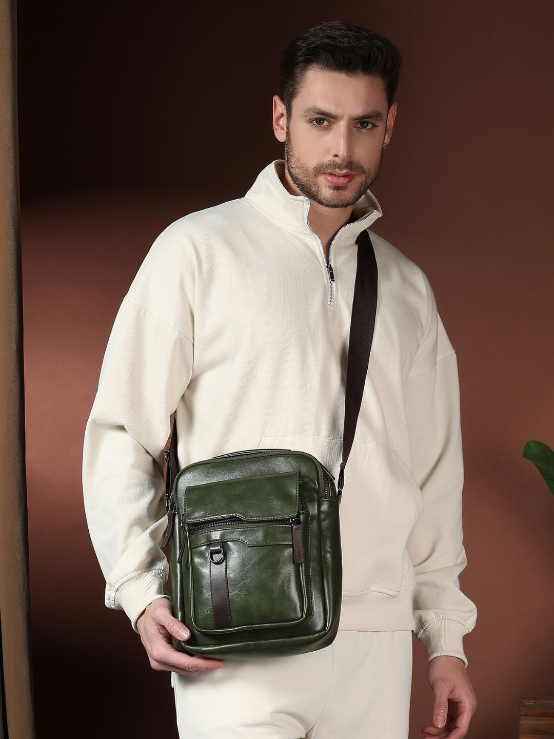 VISMIINTREND Men Travel Messenger Bag