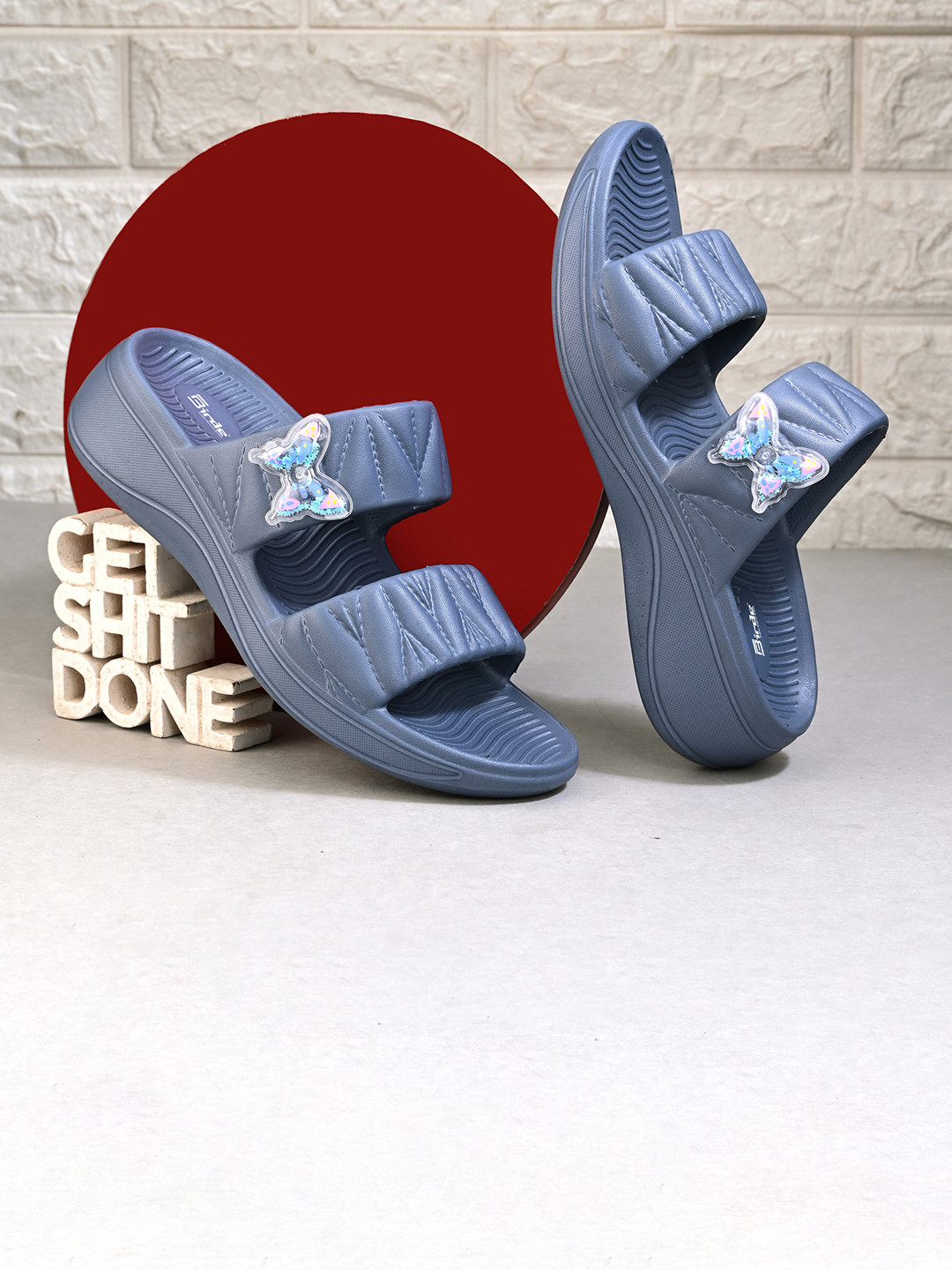 BIRDE Women Self Design Sliders