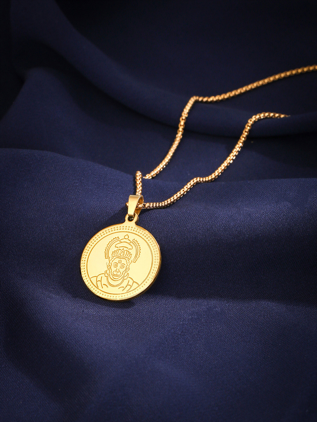 Yellow Chimes Gold-Plated Circle-Shaped Pendant Chain