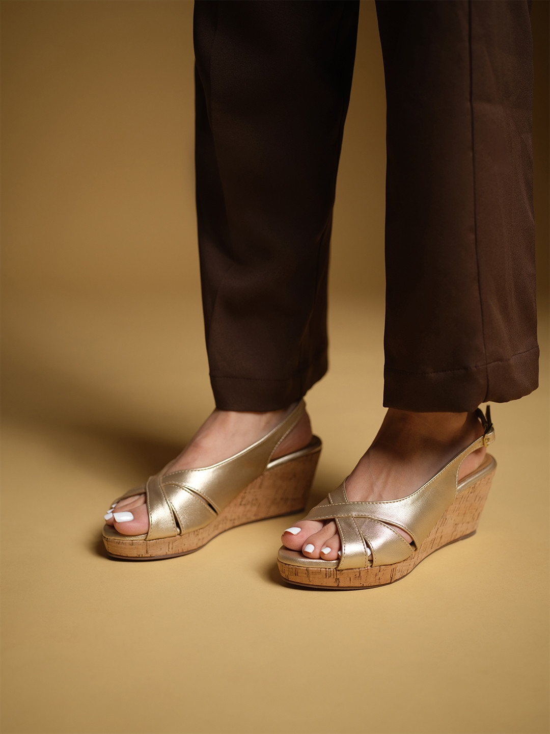 ERIDANI Wedge Peep Toes