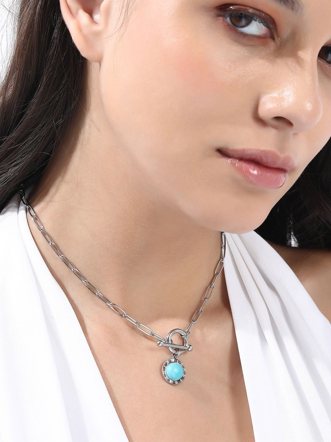 SOHI Silver-Plated Artificial Stones Studded The Soletria Chain