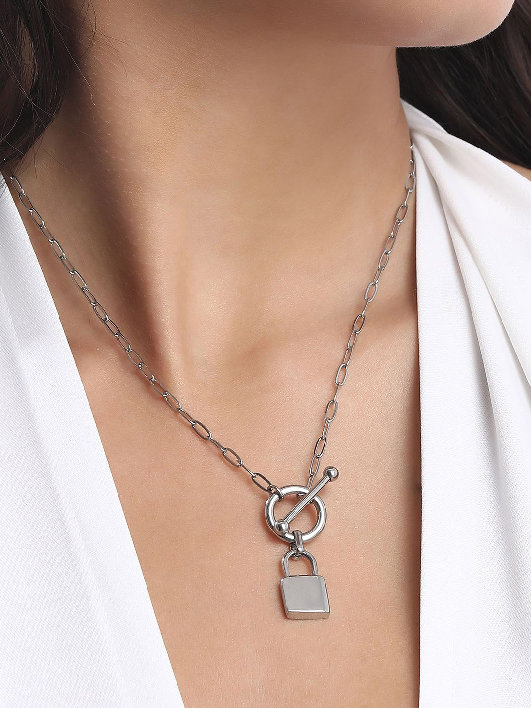 SOHI Silver-Plated The Anchor's Lock Chain Necklace