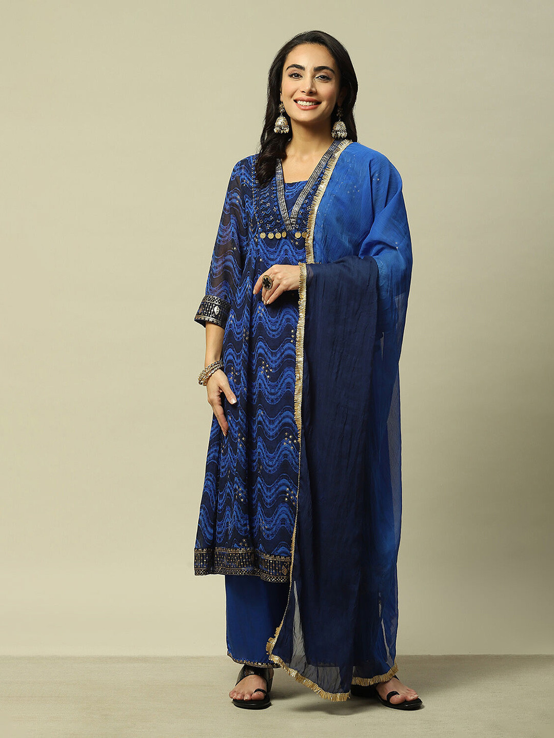 Rangriti Solid Fringed Dupatta
