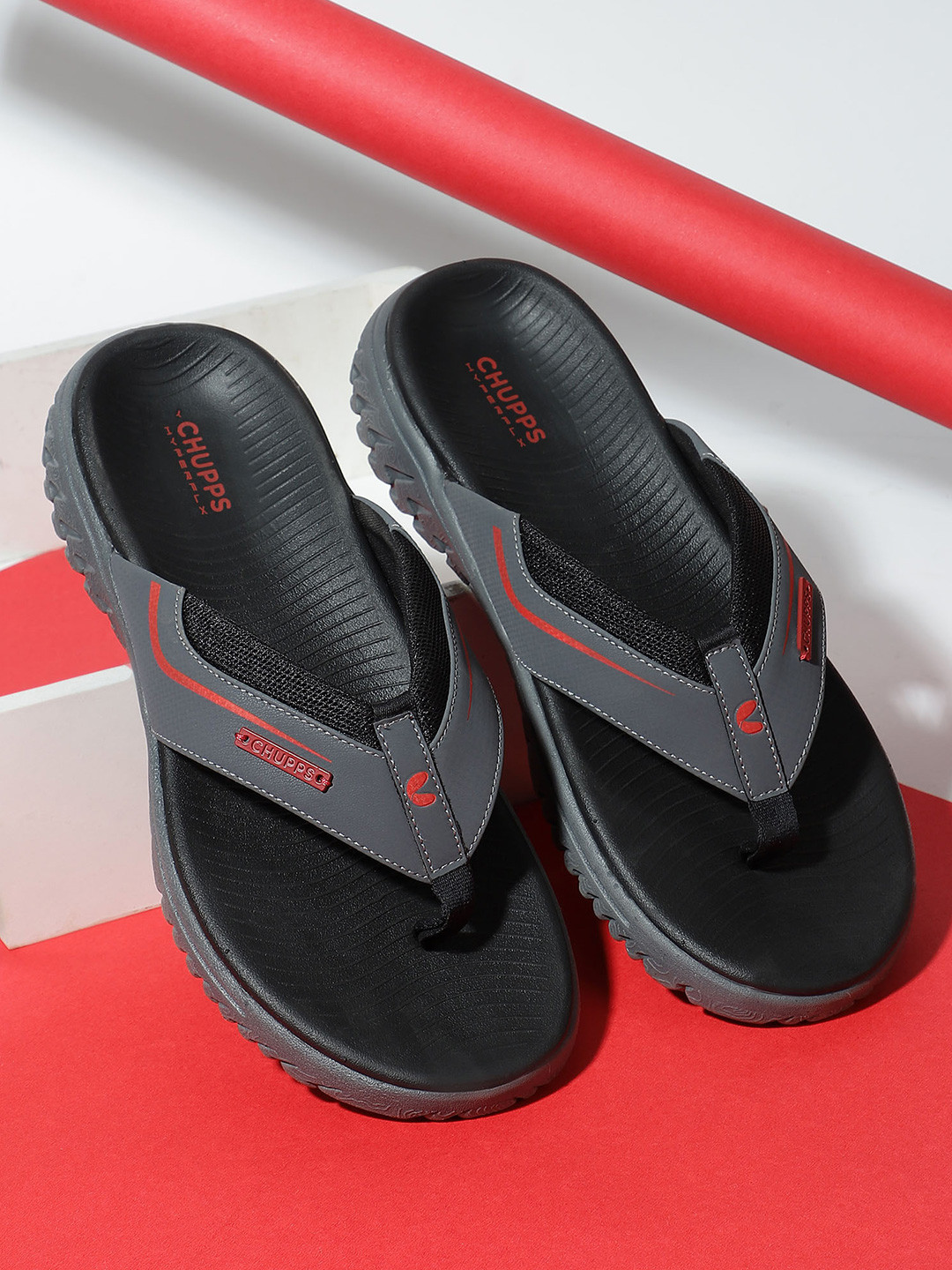 CHUPPS Men Grey Red Raptor Doctor Ultra Soft Ortho Flip-Flops