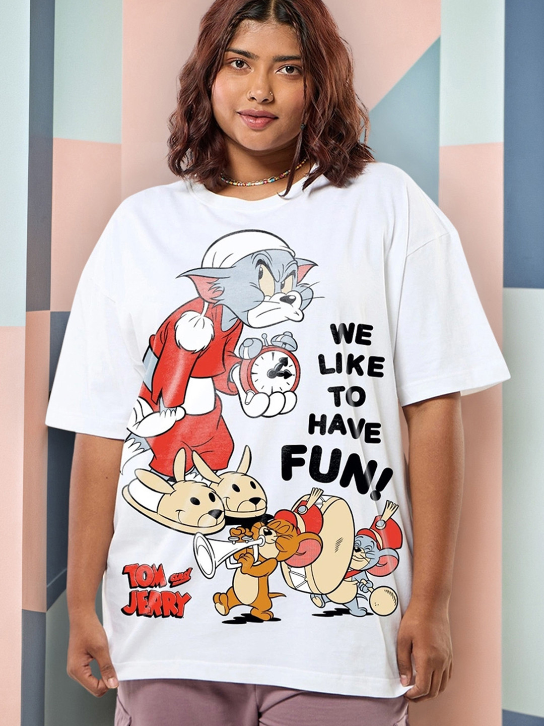 Bewakoof Plus Official Tom & Jerry Merchandise Women's Graphic Printed Oversized T-Shirt