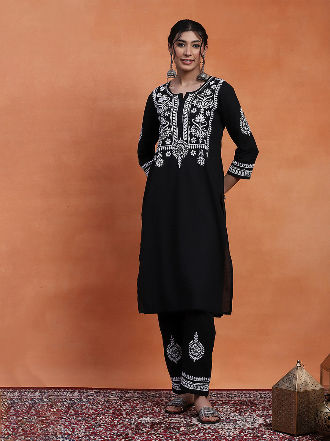 House of Chikankari Women Chikankari Kurta Set