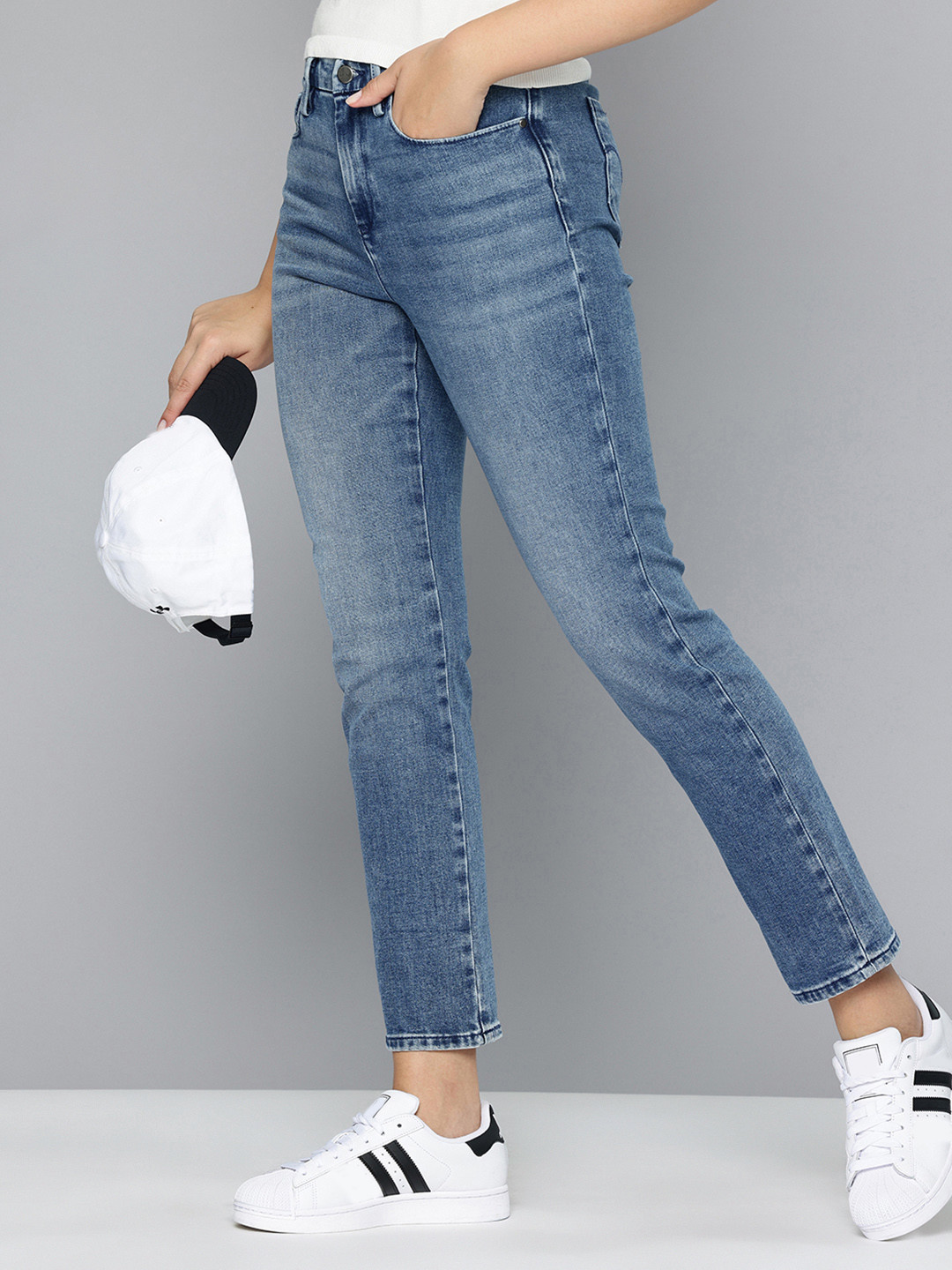 Levis Women's Redloop 724 Blue Slim Straight Fit High Rise Jeans