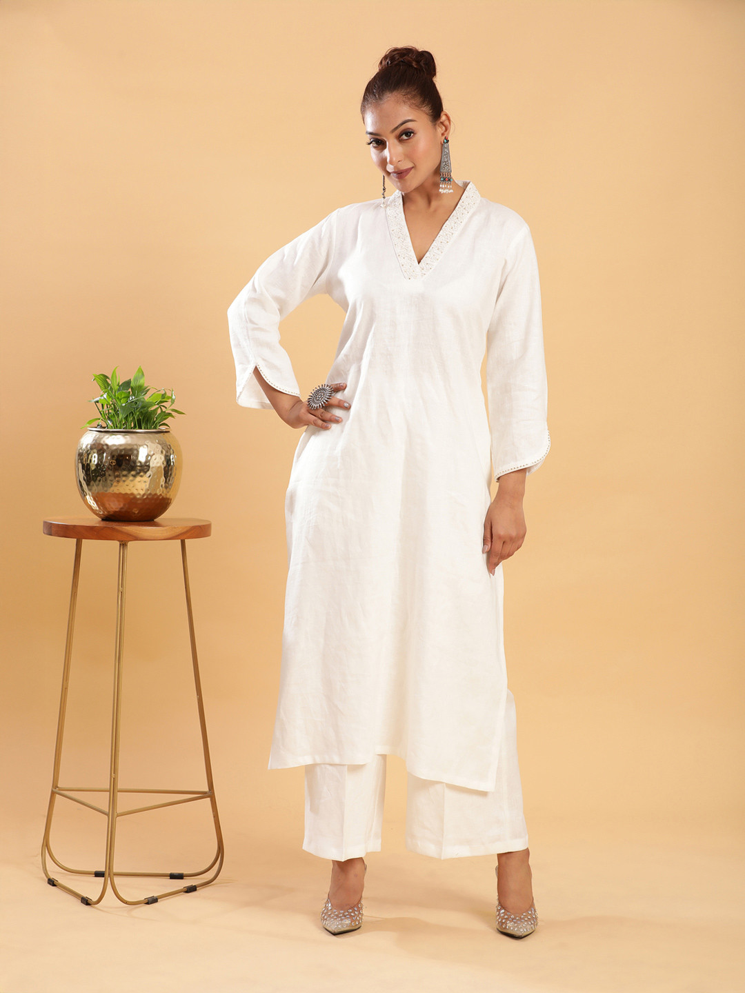 BohoJazz Classic Signature Embroidered Kurta With Trousers