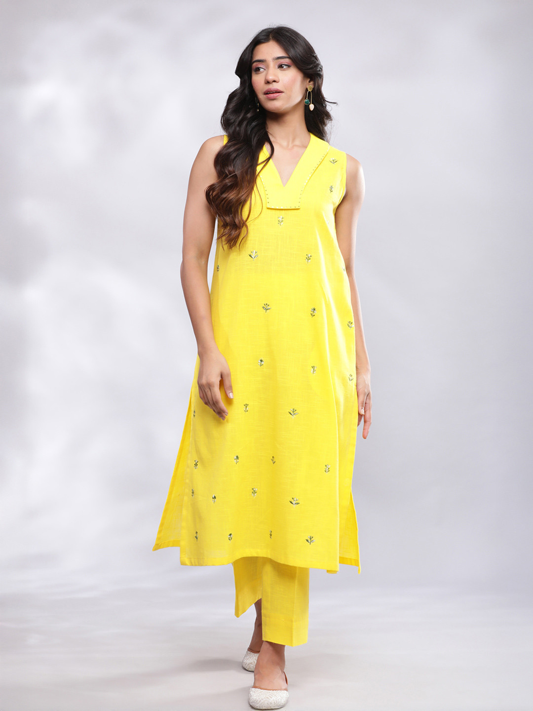 BohoJazz Floral Embroidered Spring & Sunshine Linen Kurta Pant