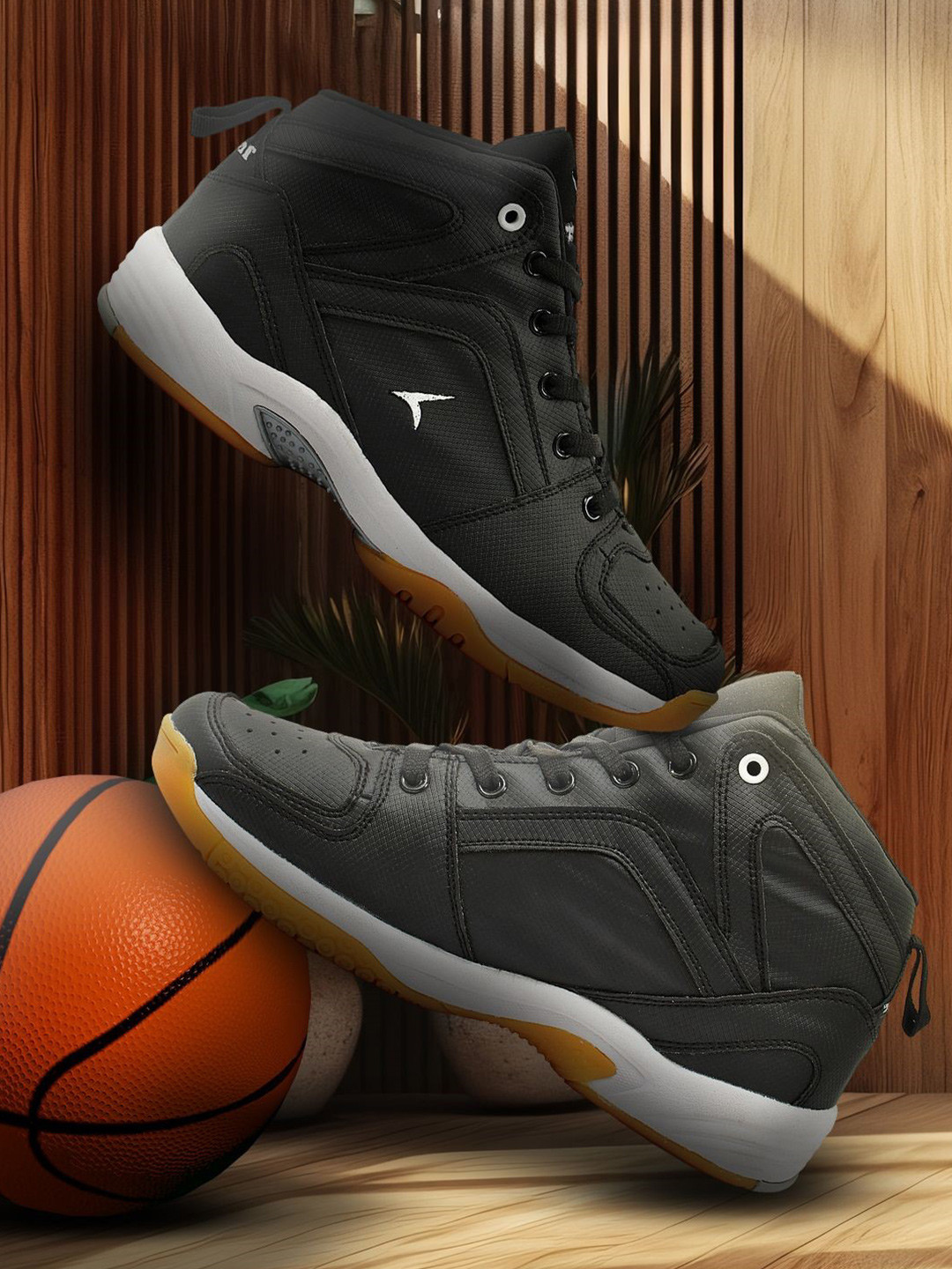 TRACER Men Comfortable and Durable Non-Marking Sports Shoes