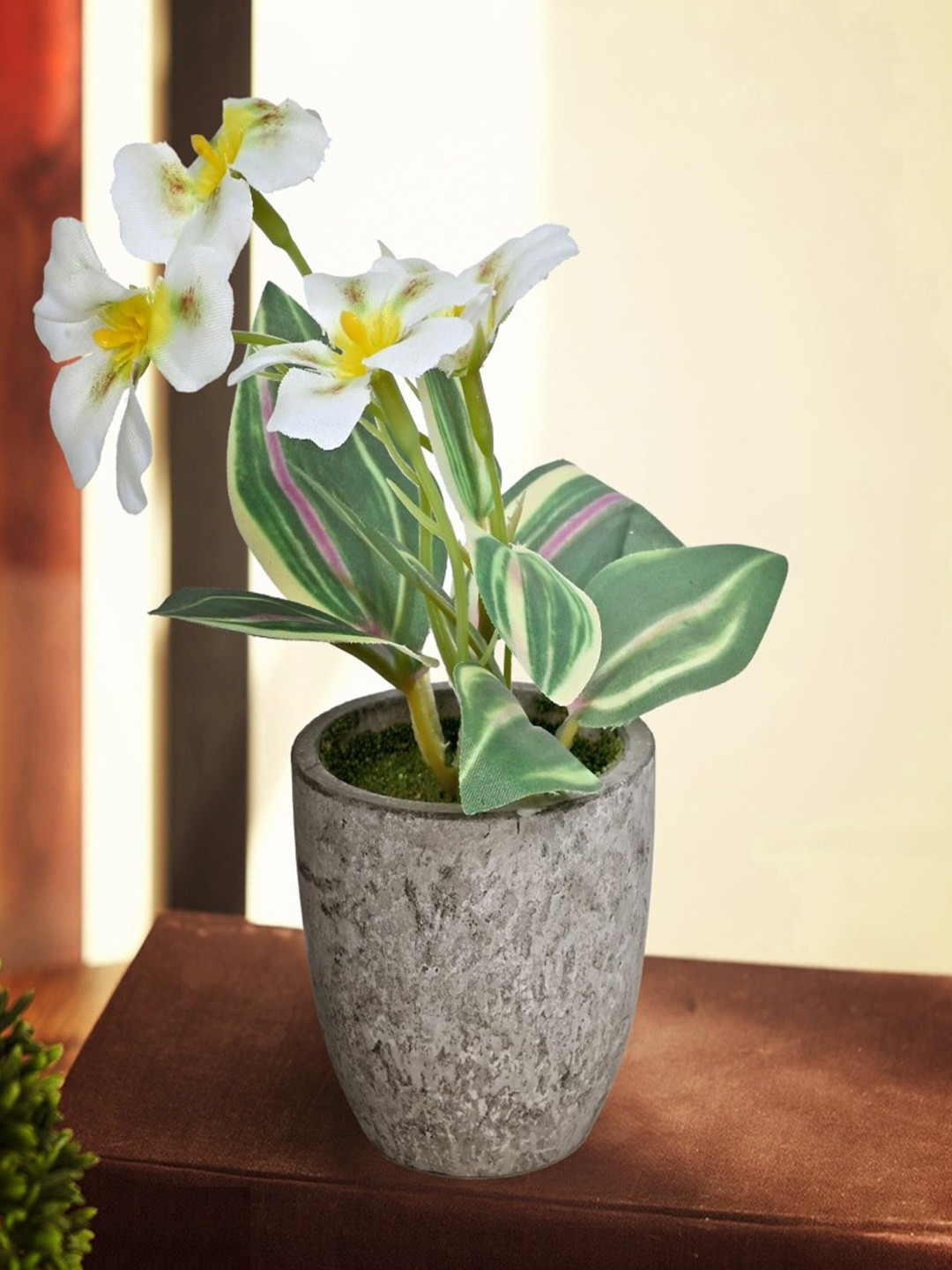 Aura Grey & Yellow Textured Flowers Potted Planter