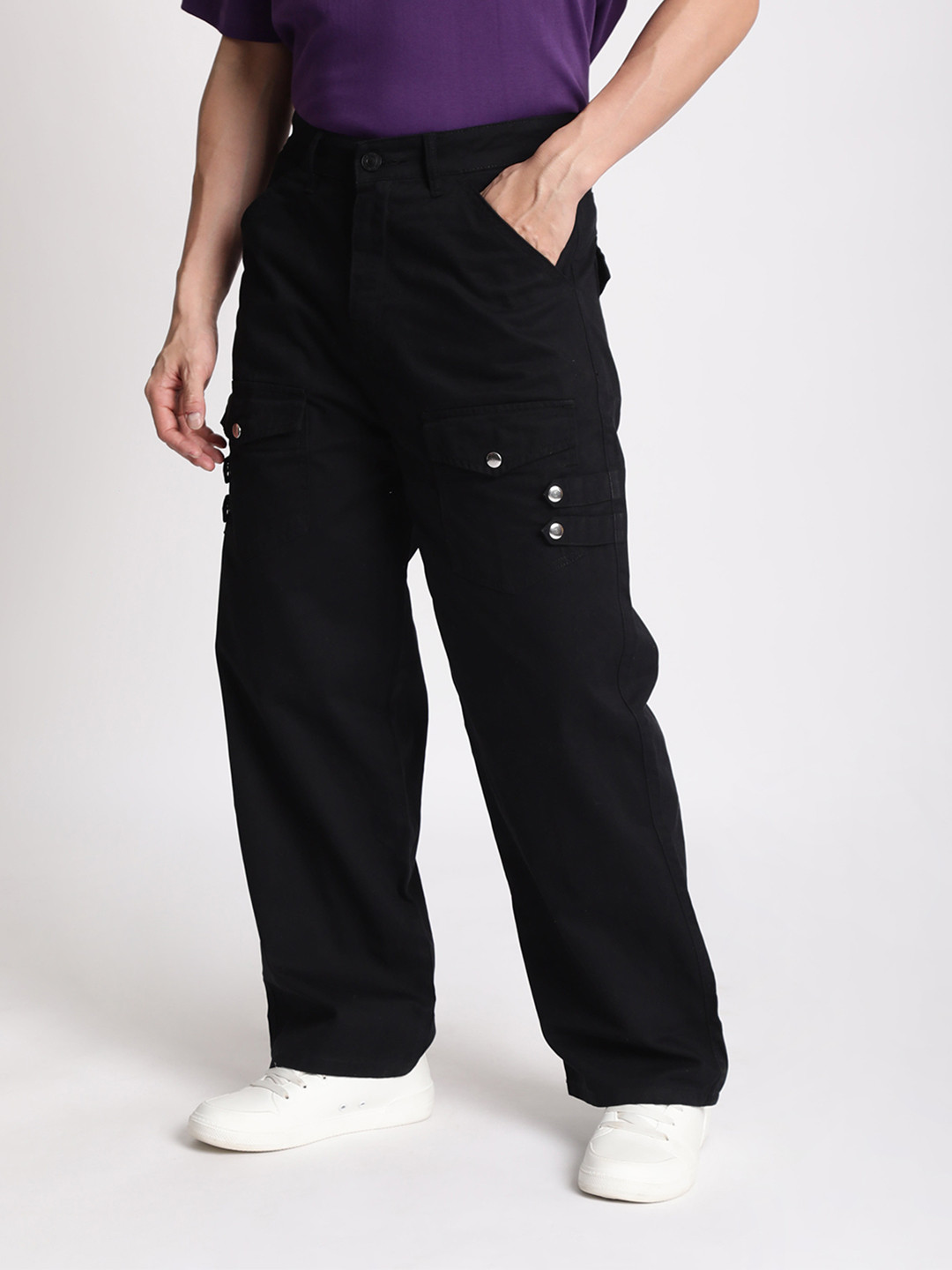 Bene Kleed Men Black Baggy Fit Cargos Trousers