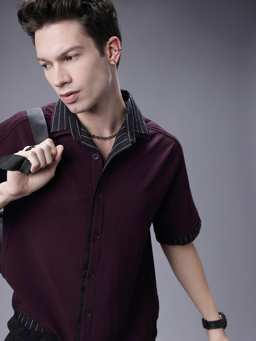 SOKO STREET Textured Relaxed Fit Shirt