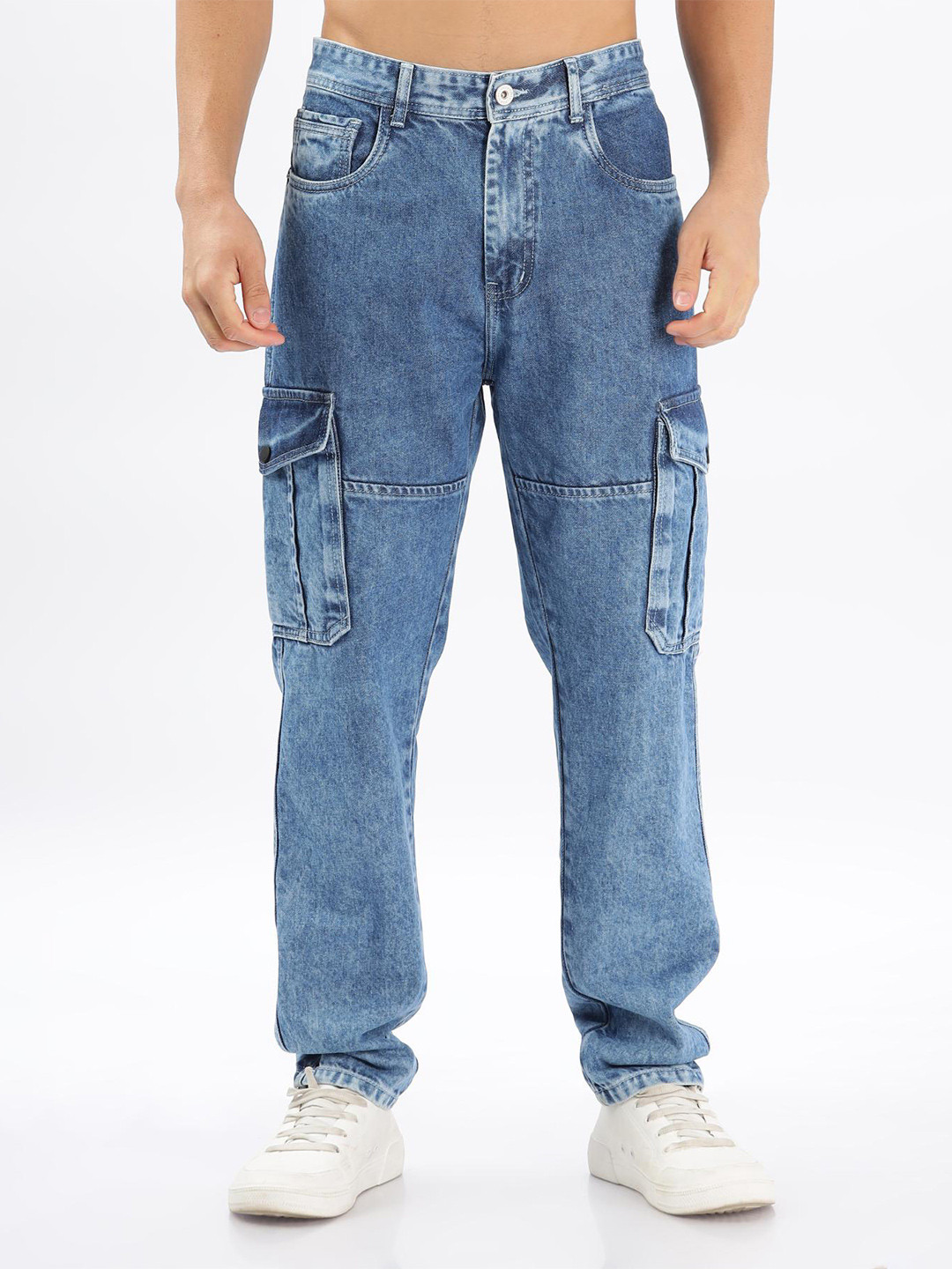 COLOR HUNT Men Comfort Mildly Distressed Light Fade Jeans