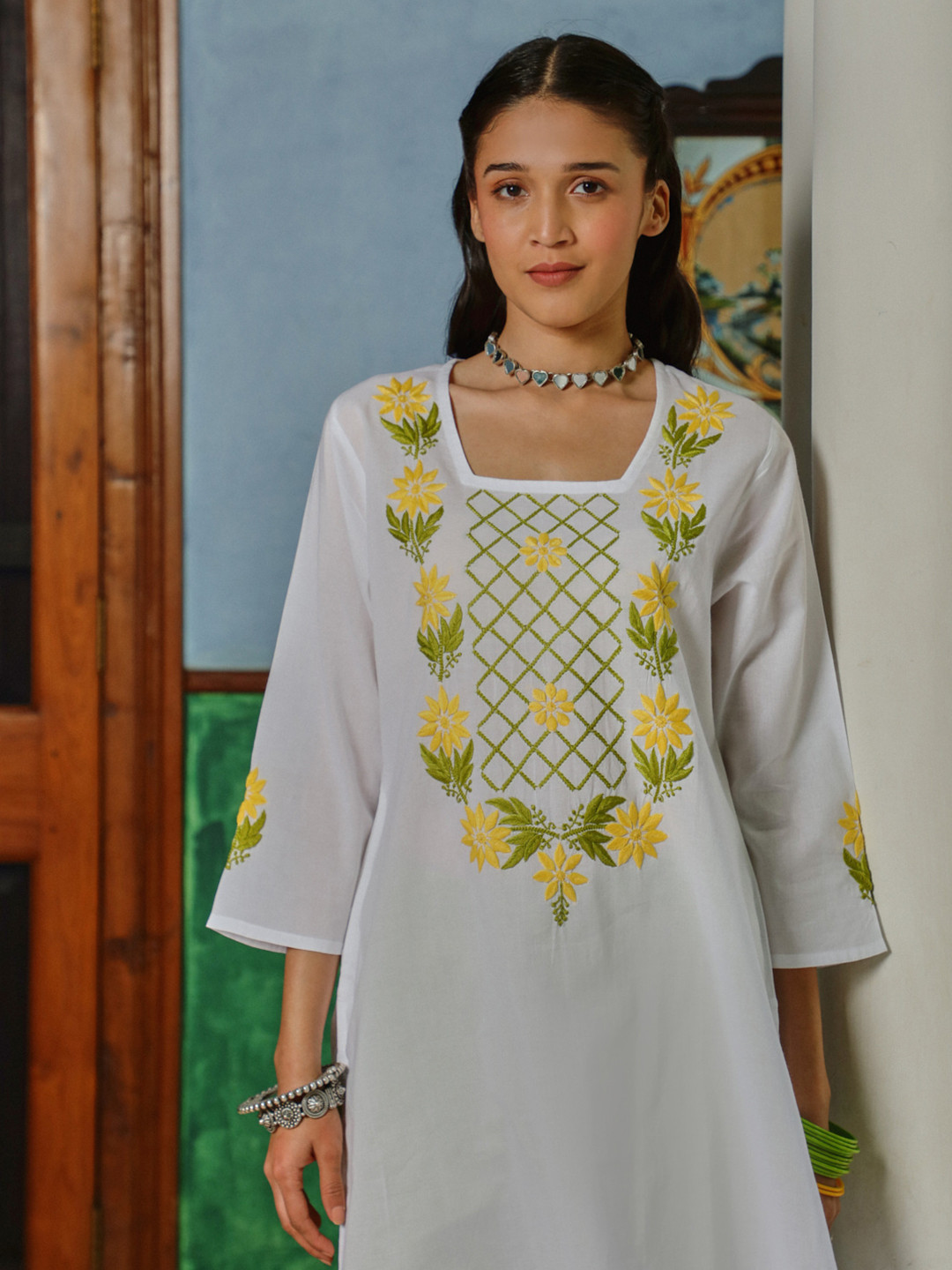 House of Chikankari Women Solid Cotton Chikankari Long Kurta