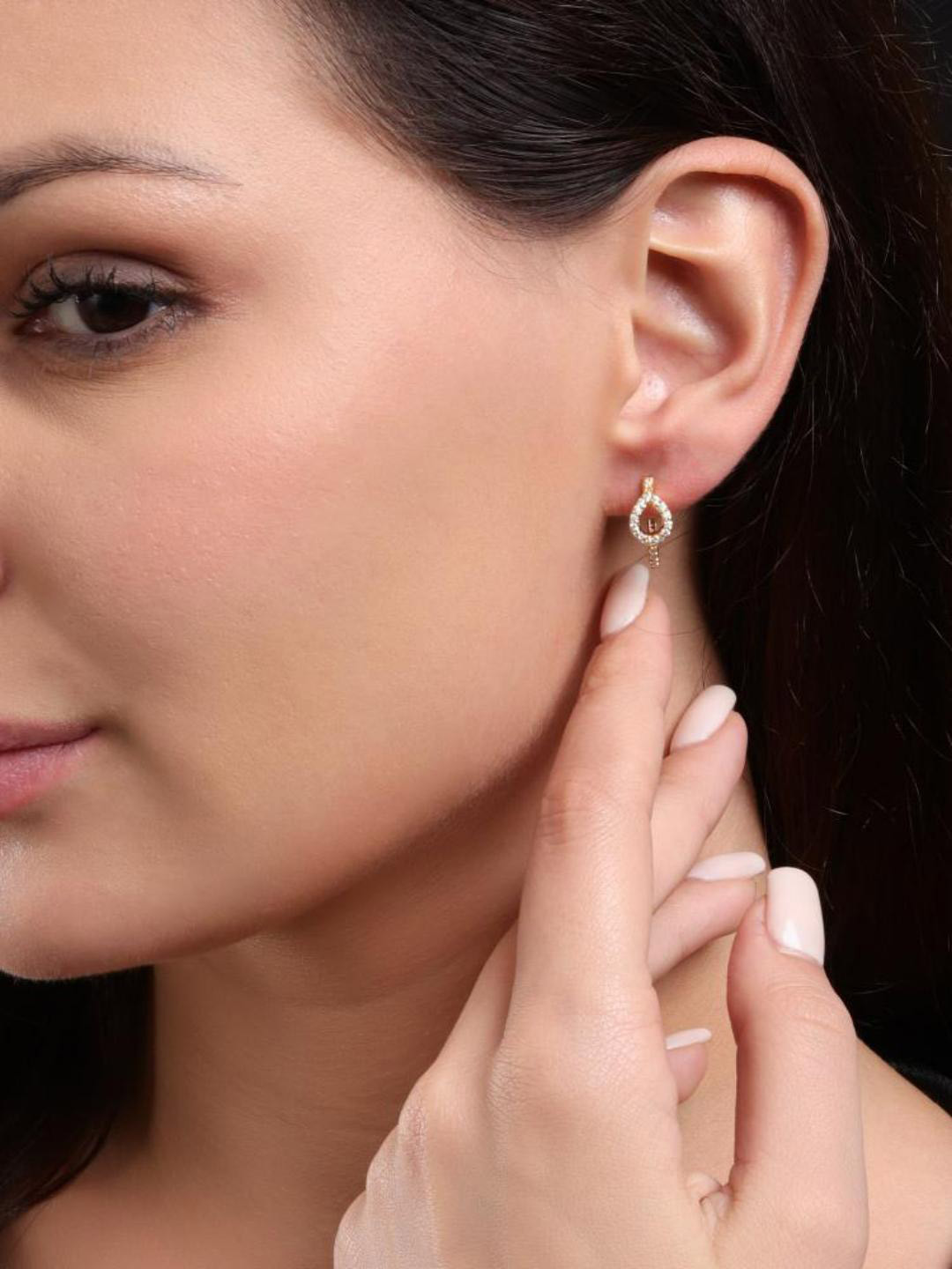 Soraya Luxe 925 Sterling Silver Moissanite Diamond 18K Gold Plated Raindrop Hoop Earrings