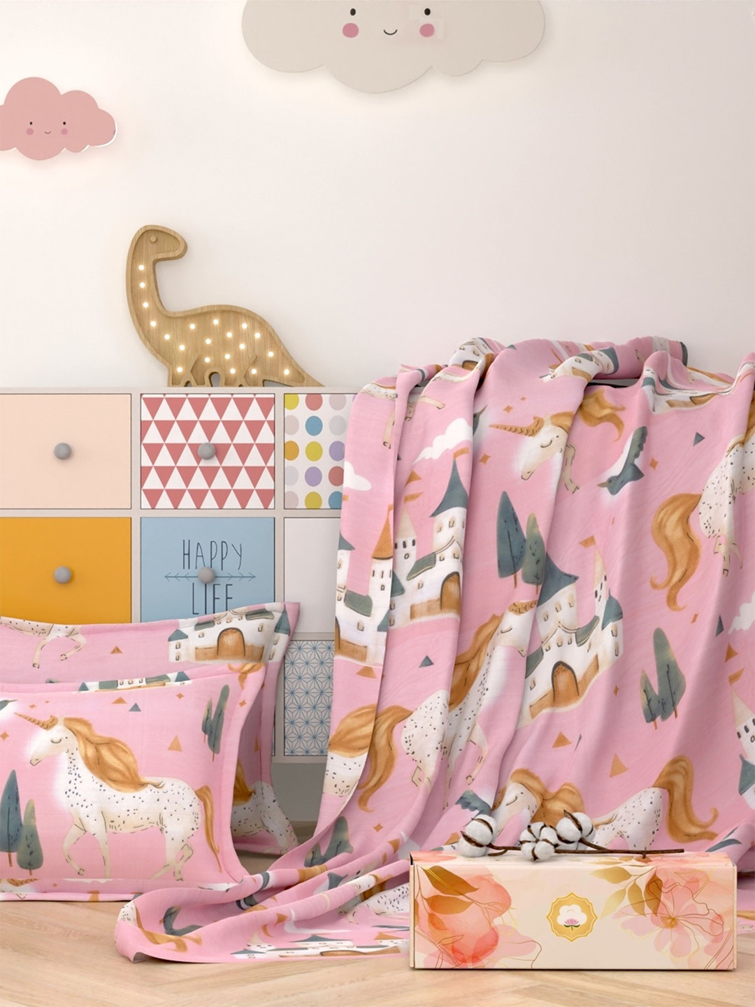 Pure Decor Pink Cartoon Characters Pure Cotton 250 TC Queen Fine Bedsheet with 2 Pillow Covers-90 x 100 inches