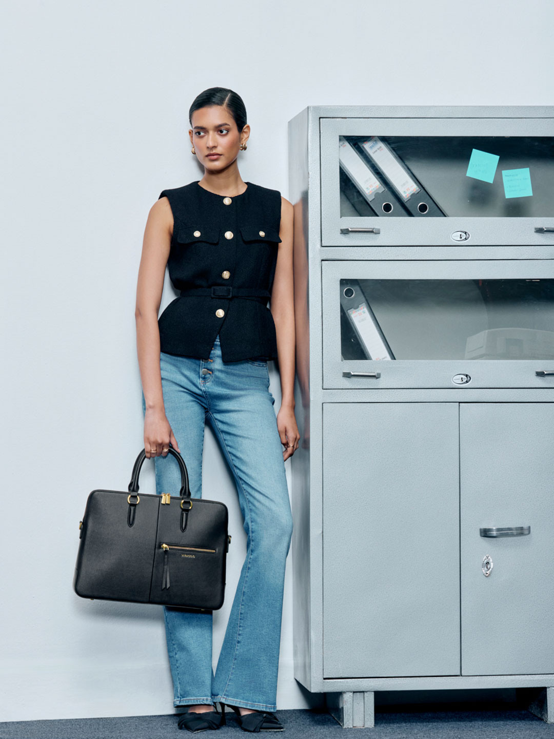 MIRAGGIO Noel Unisex Textured Laptop Bag with Adjustable & Detachable Strap