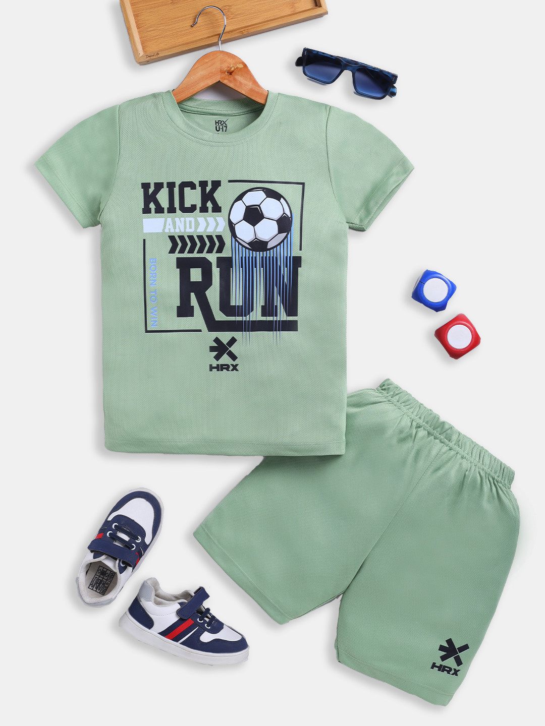 HRX by Hrithik Roshan Boys Rapid Dry Printed Clothing Set