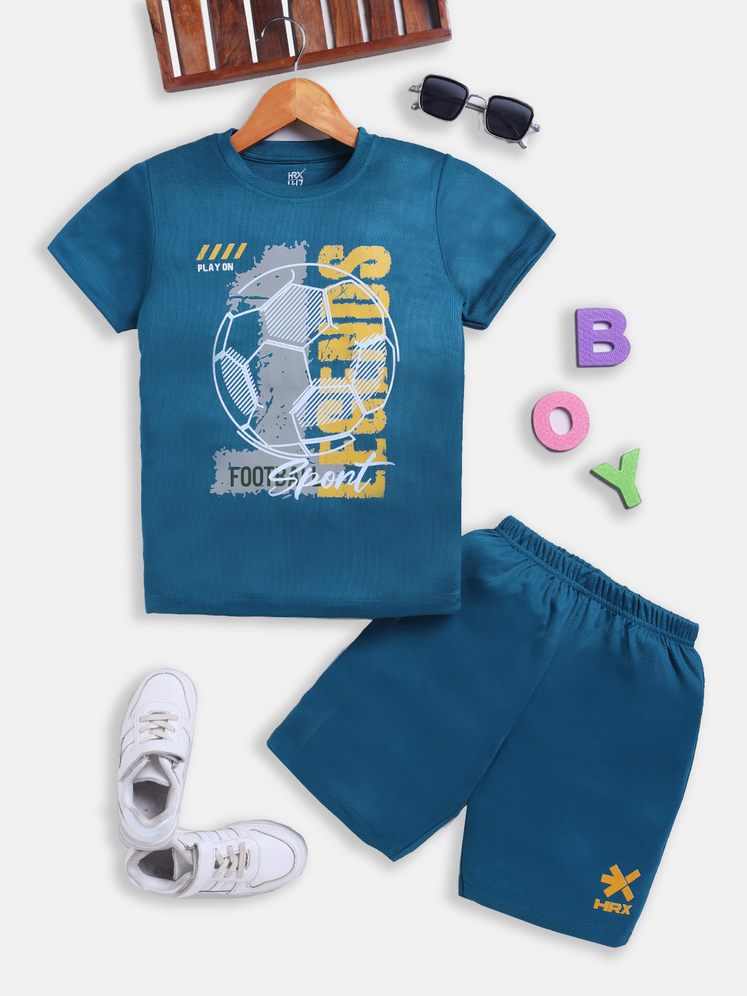 HRX by Hrithik Roshan Boys Rapid Dry Printed Clothing Set