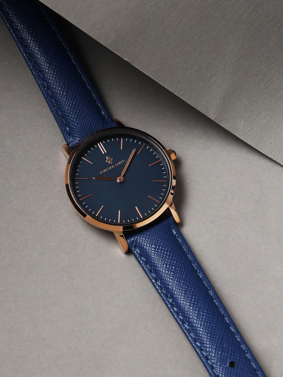 FOREVER SAINTS Women Brass Patterned Dial & Leather Straps Analogue Watch FSCW201WL01E