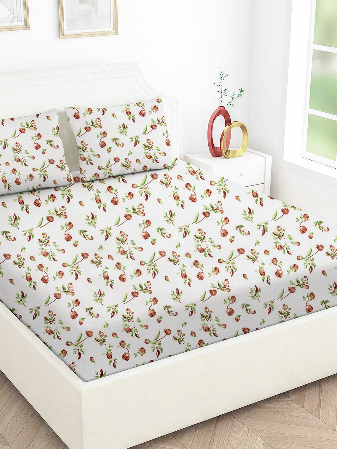 Star Weaves Brown Floral Cotton 350 TC Fitted King Superfine Bedsheet with 2 Pillow Covers-72 x 78 inches