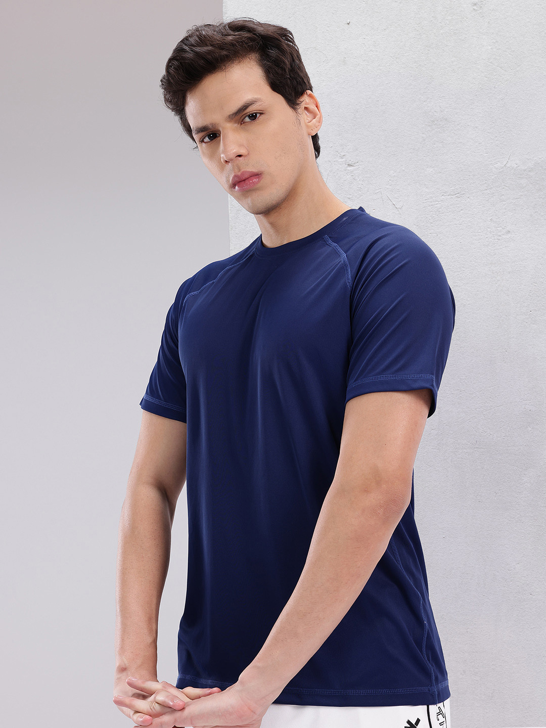 HRX by Hrithik Roshan Up-Front Stitch Raglan Sleeves Rapid-Dry Training T-shirt