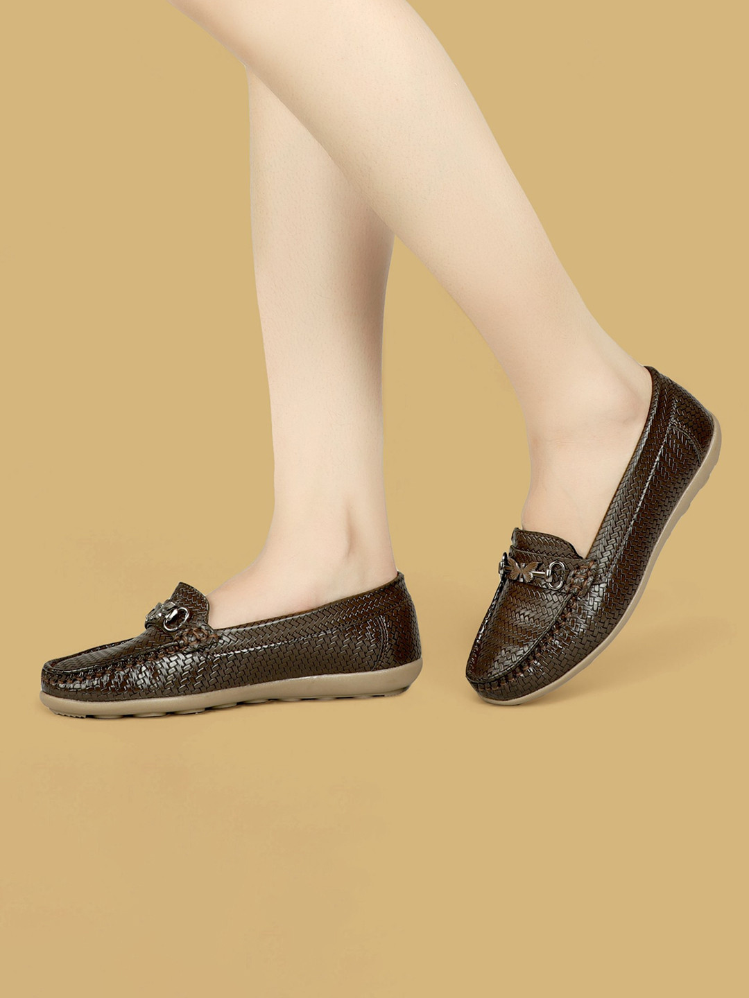 WULONG Women Perforations Loafers
