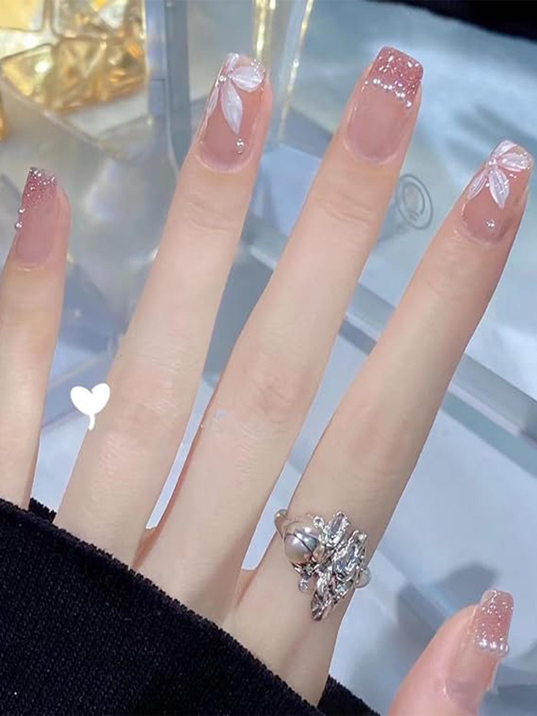 The Pink Truck Set Of 24 Reusable Press On Artificial Nails - Rose