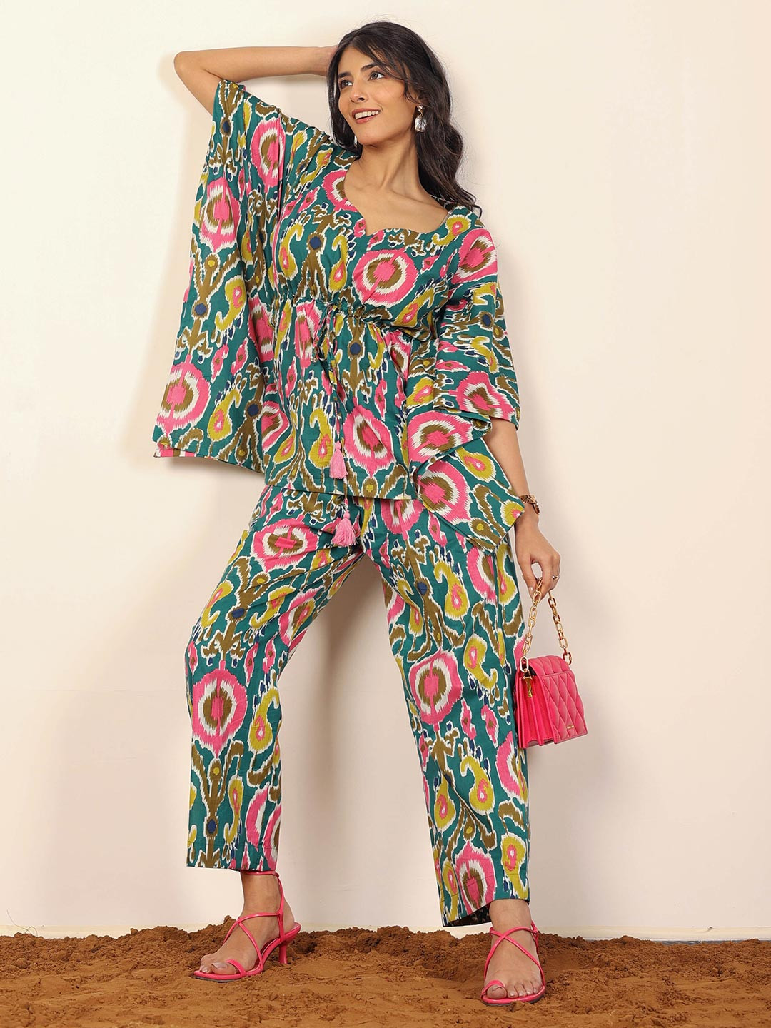 KAORI BY SHREYA AGARWAL Printed Pure Cotton Sweet Heart Neck Top With Trousers Co-Ords