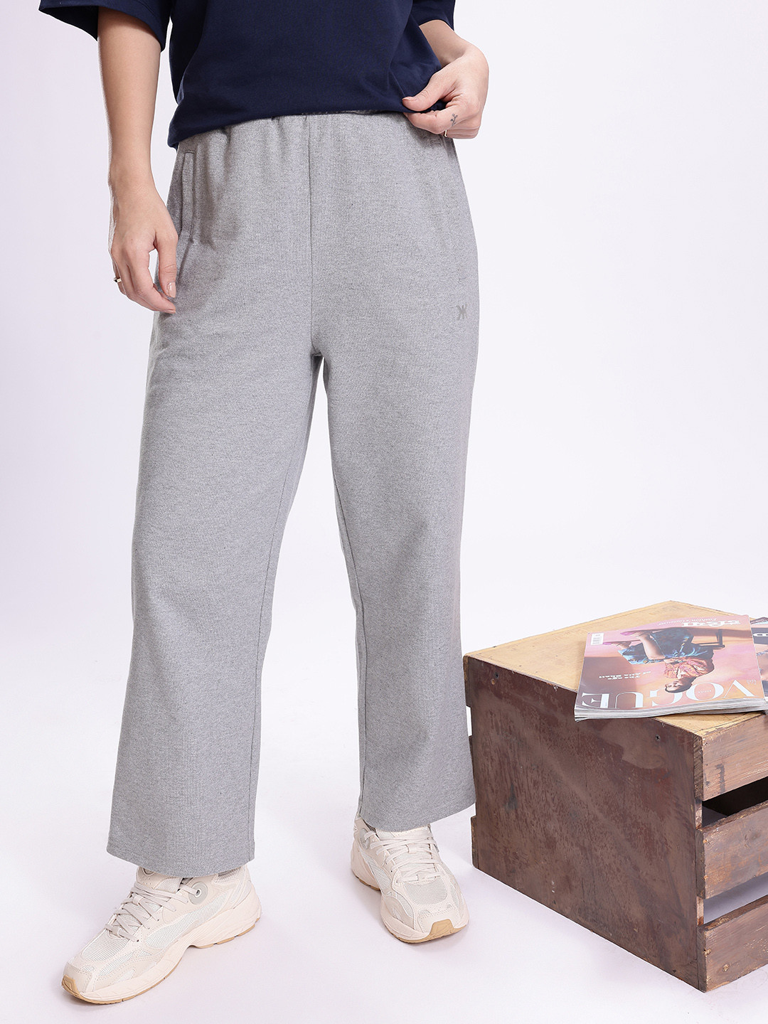 Kook N Keech Women Solid Track Pant with Zip Pocket