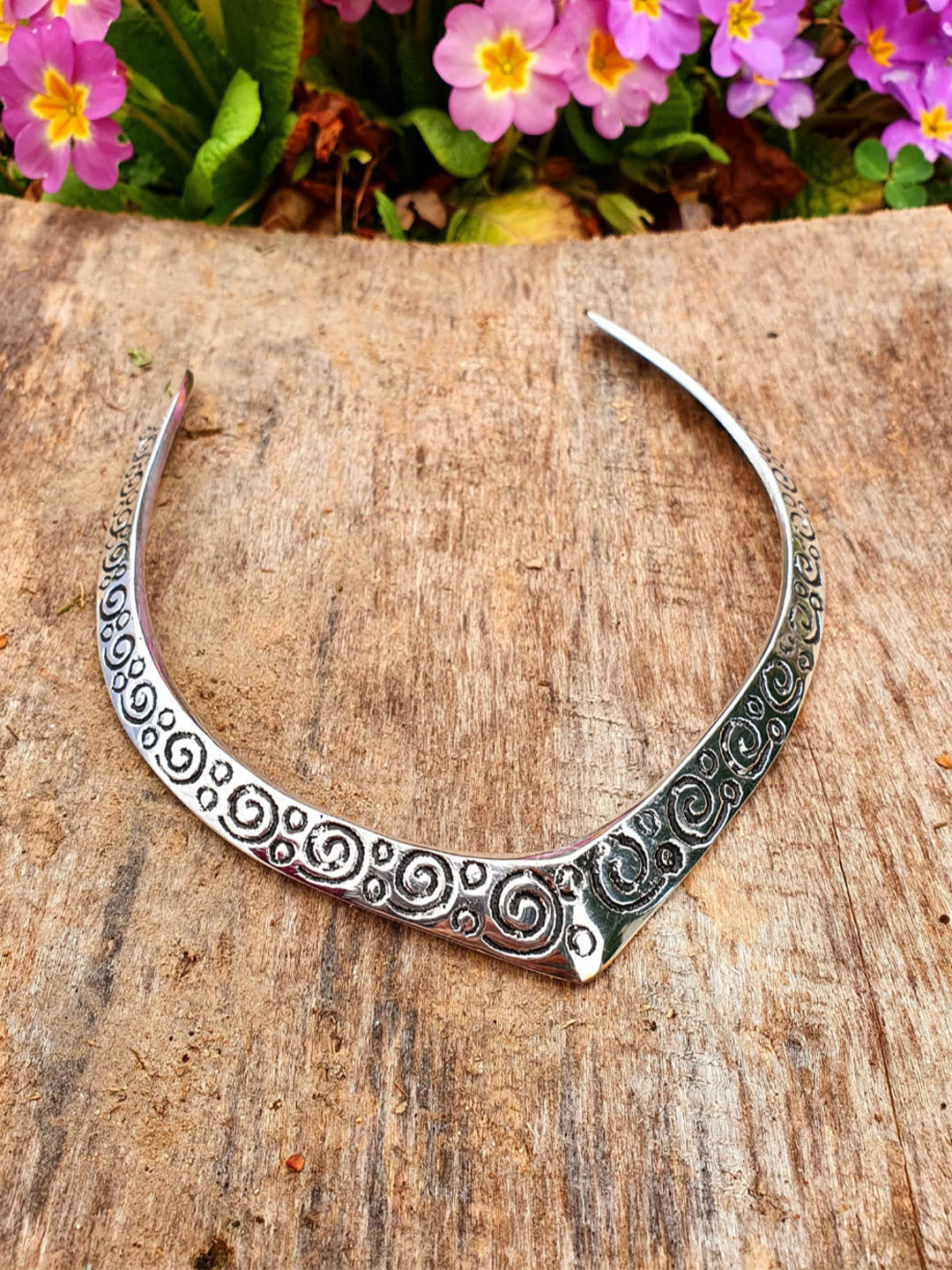 Anouk Women Handmade Silver-Plated Oxidized Collar Choker Necklace