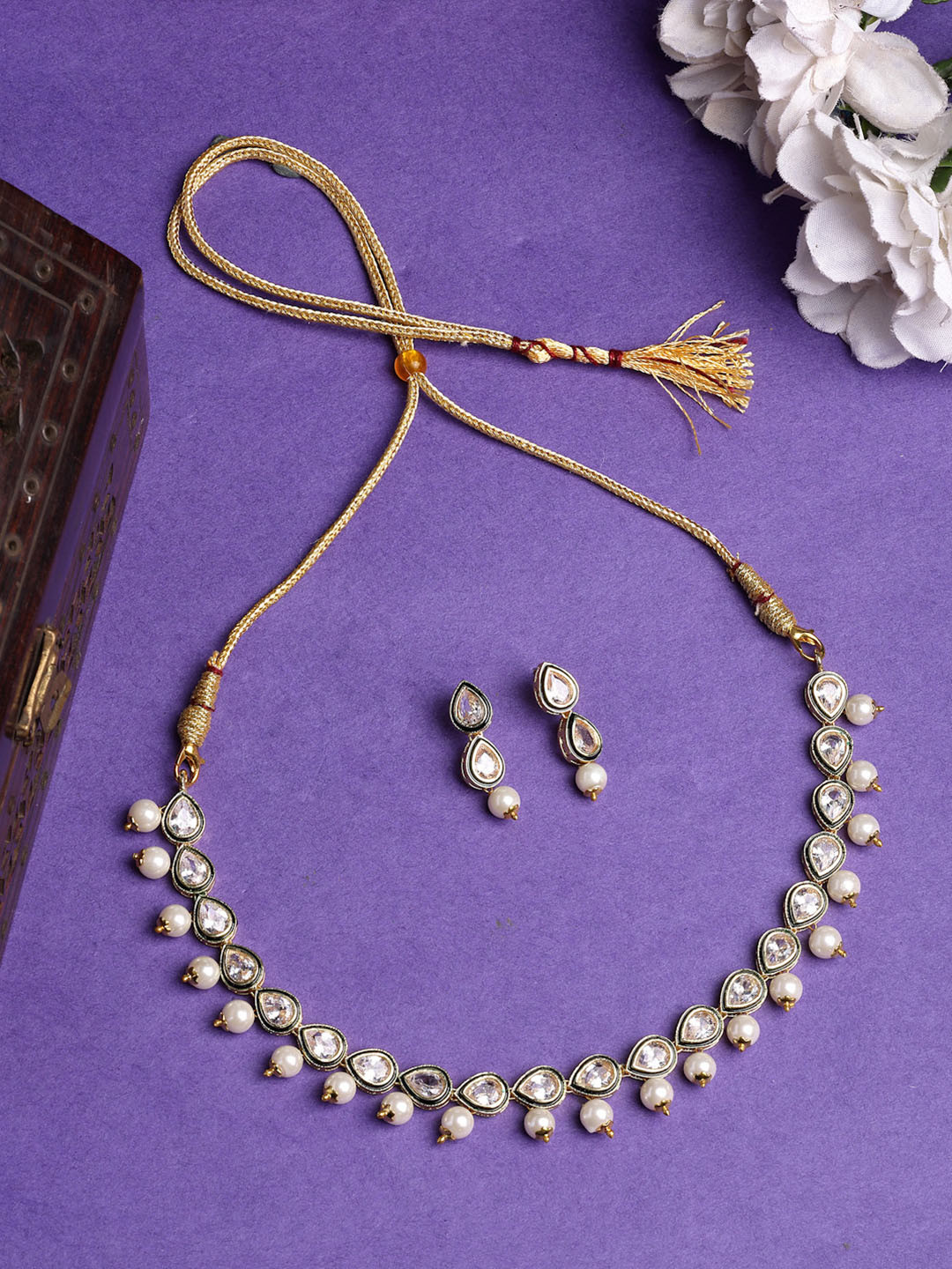 Anouk Women Gold Plated Pear Shape Kundan Studded Short Jewellery Set