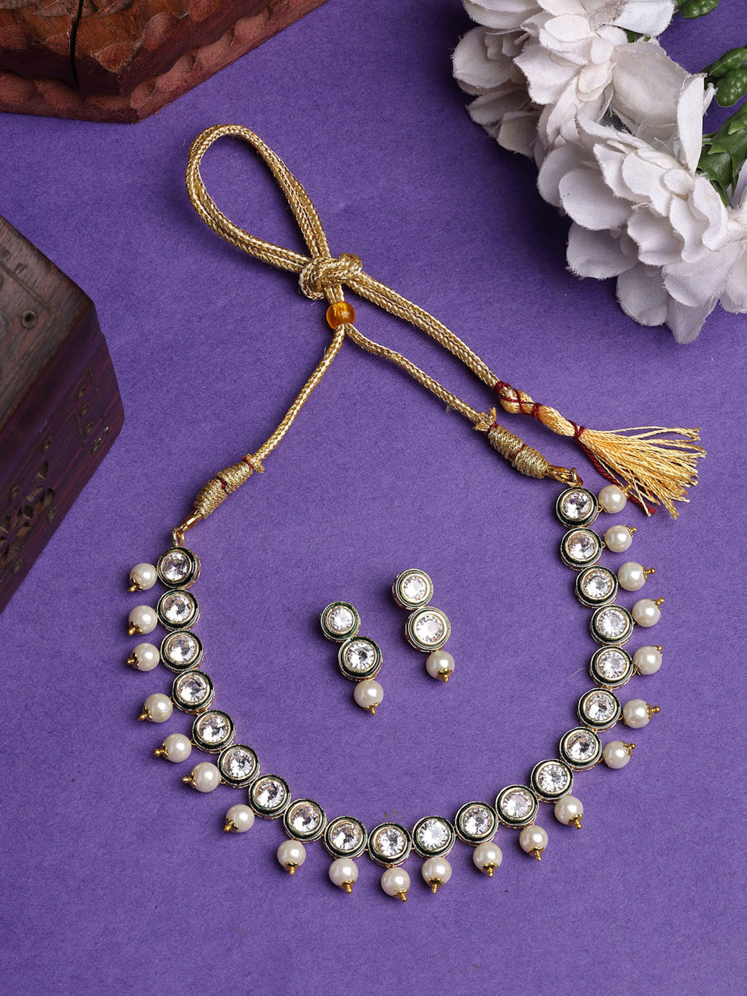 Anouk Women Gold Plated Round Shape Kundan Studded Short Jewellery Set