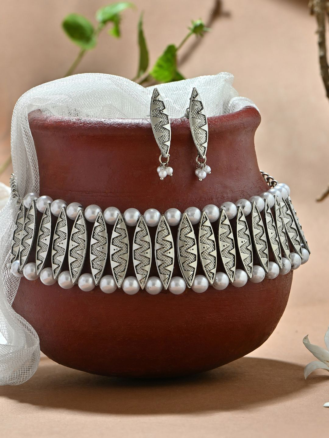 Fida Oxidised Silver Plated Vertical Leaf Patterned Pearl Choker Necklace & Earrings Set