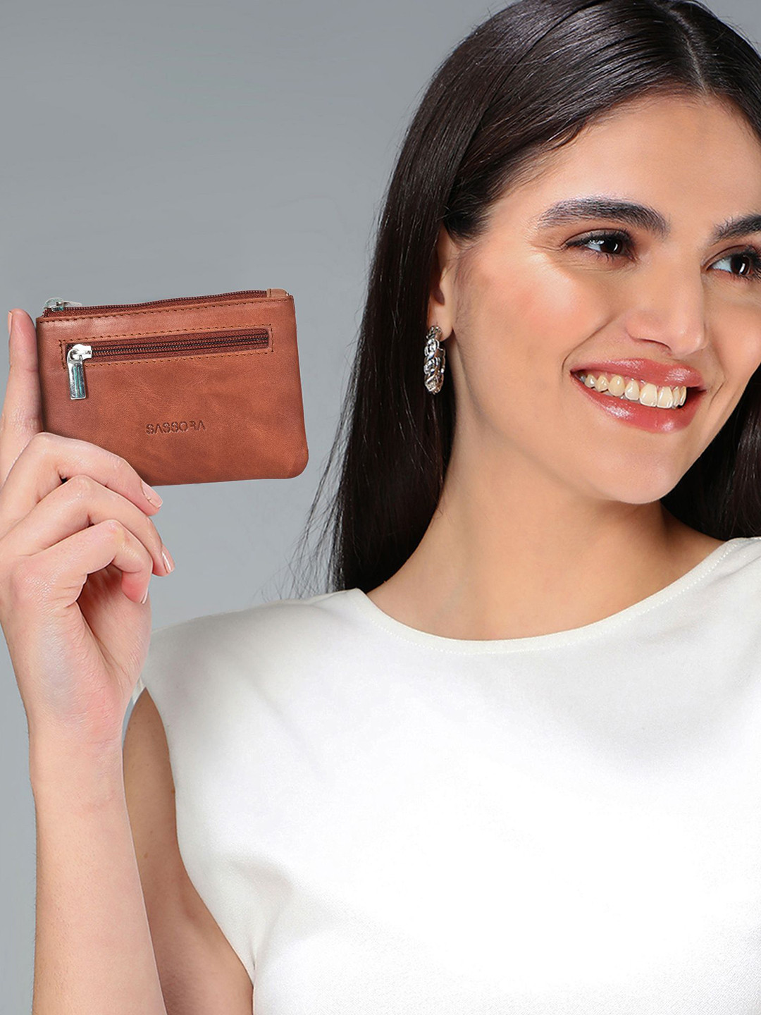 Sassora Leather Travel Accessory Pouch