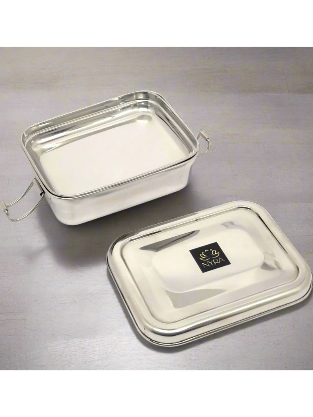 Nyra Kitchenware Large Size Stainless Steel Dishwasher Safe Lunch Box With Spoon and Fork