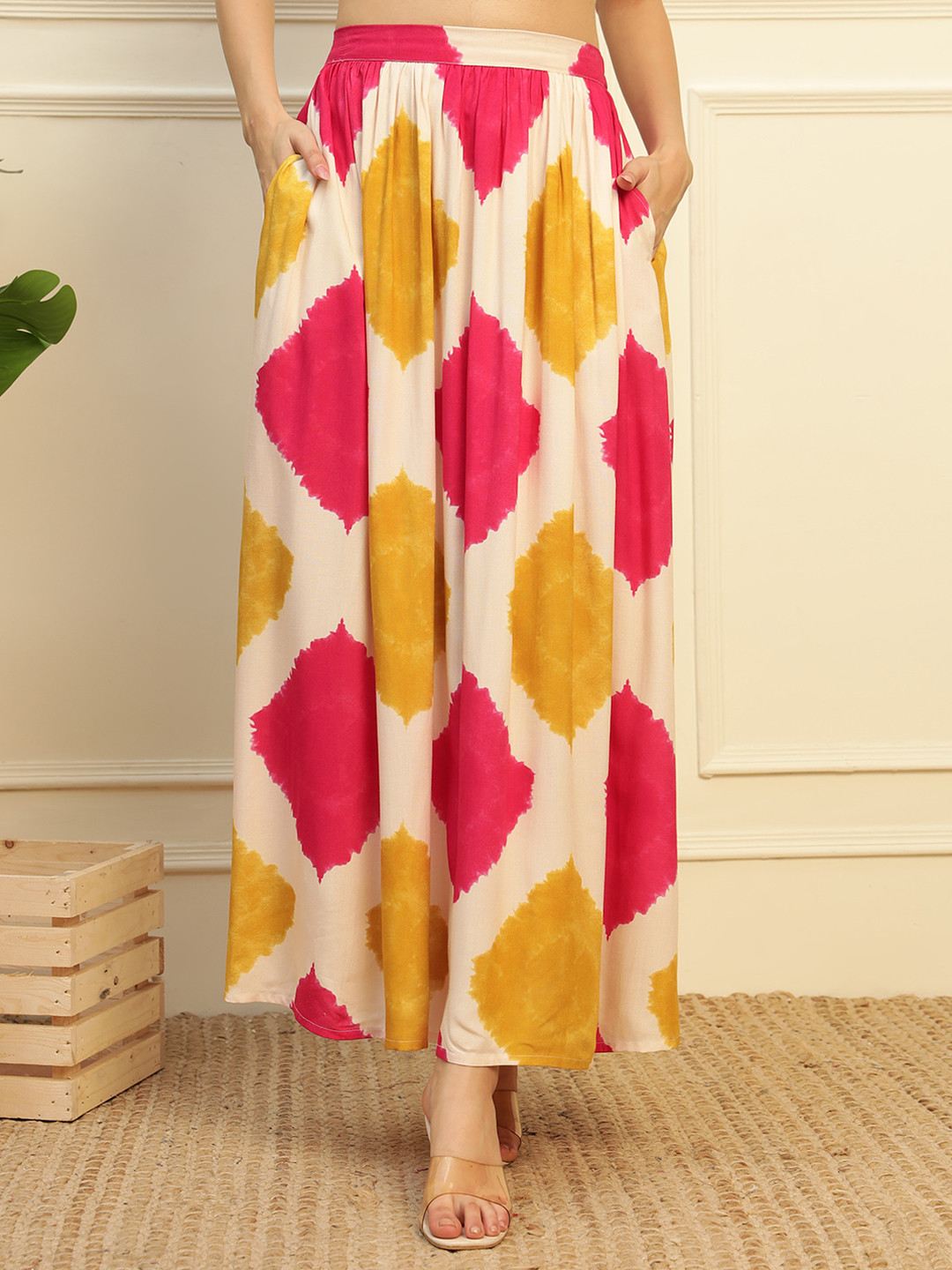 DEEBACO Printed Diamond Gathered Flared Maxi Skirt