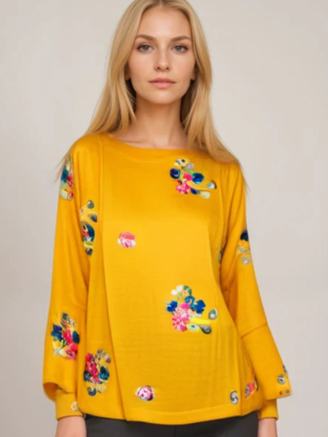 Errabelly Print Extended Sleeves Cotton Top