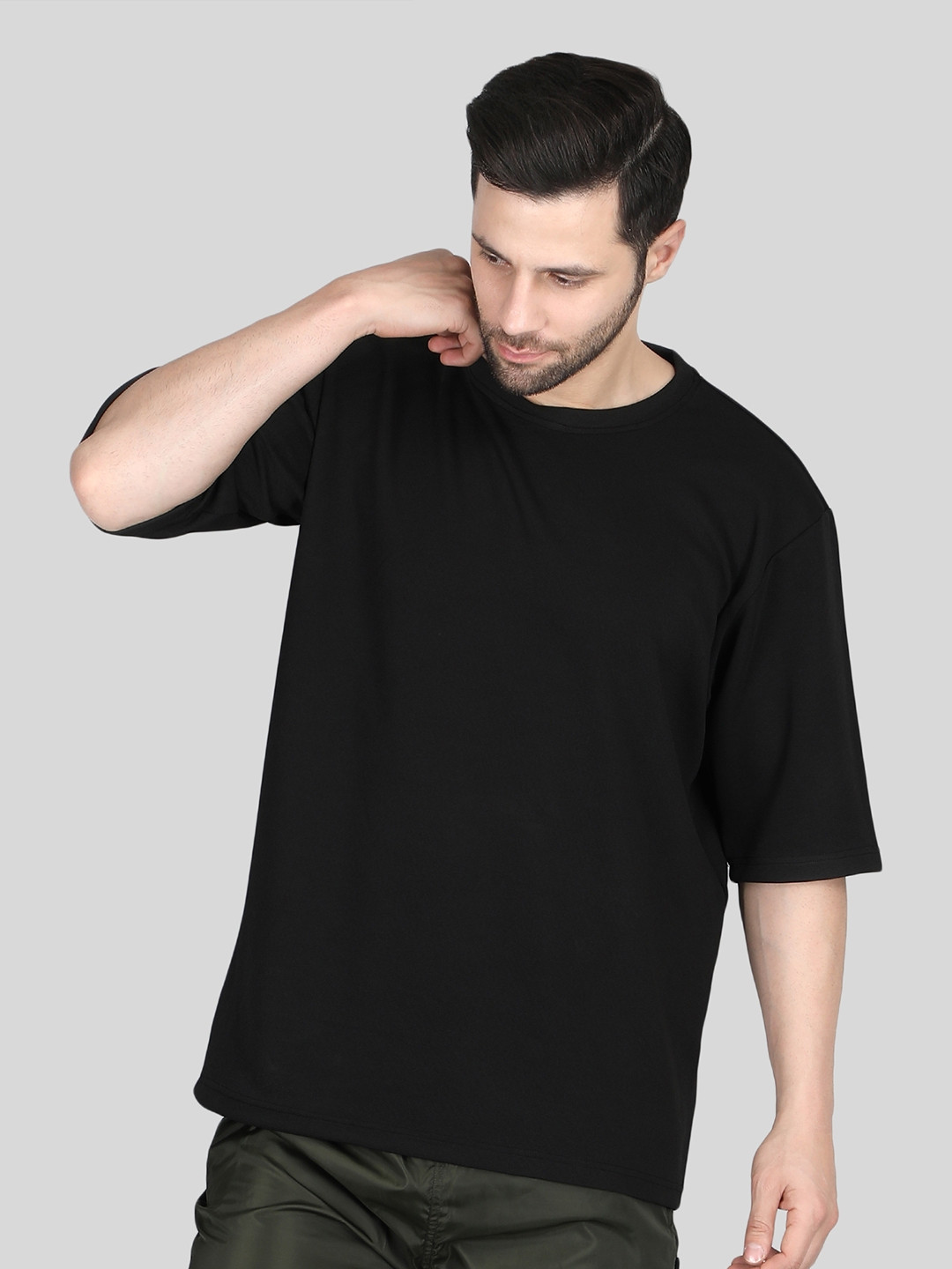 Raxedo Men Dry-Fit Solid Oversized Round Neck T-shirt