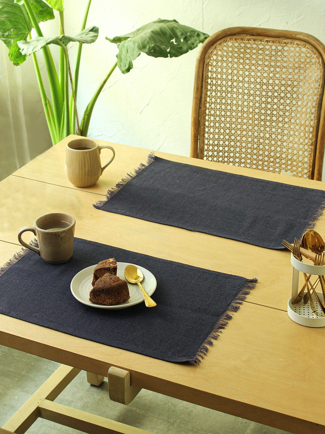 House This Neel 2-Pcs Rust & Blue Textured Table Placemats
